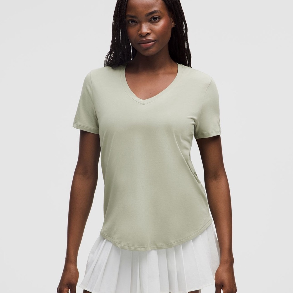Women’s Lulu Fog Green V neck
